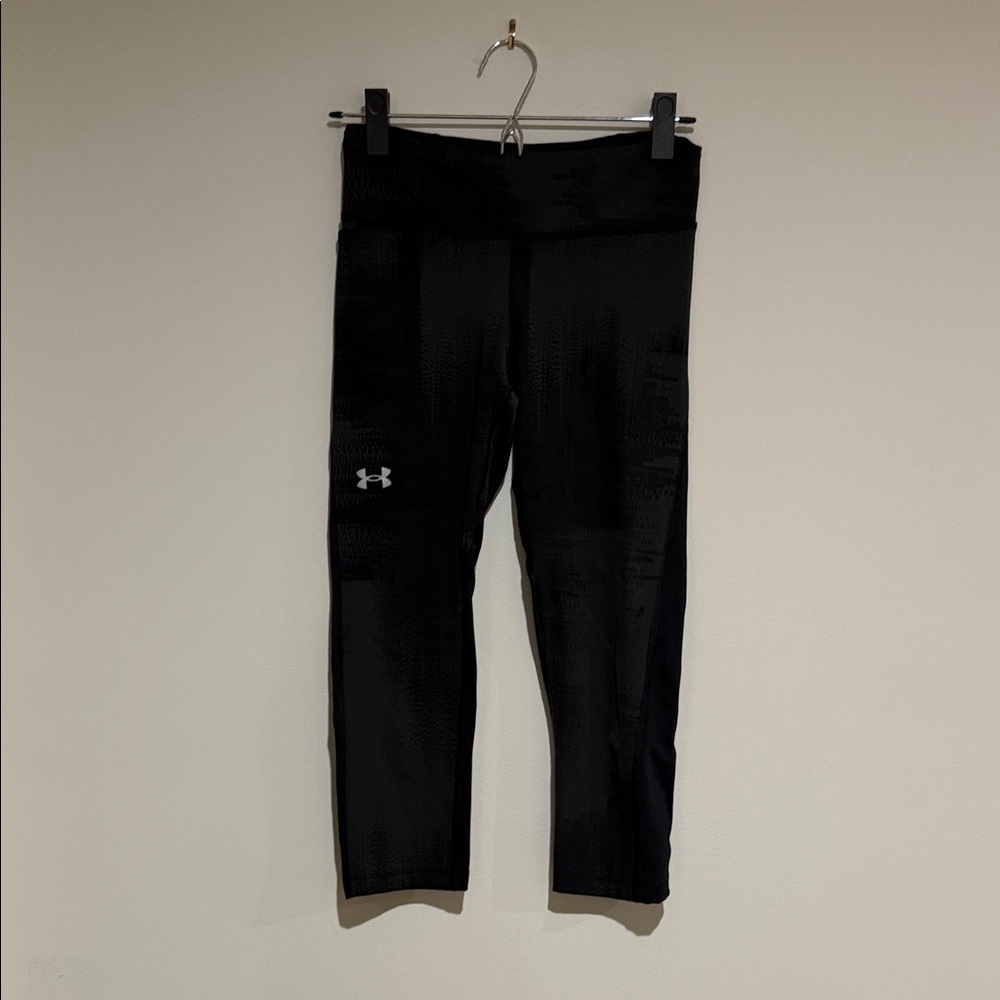 Under Armour Heat gear Black Capris